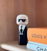 KARL – Poupée Kokeshi Lucie Kaas